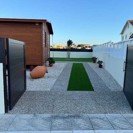 Acolhedora Casa De Ferias T2 Com Espaco Exterior อีสมอริซ ภายนอก รูปภาพ