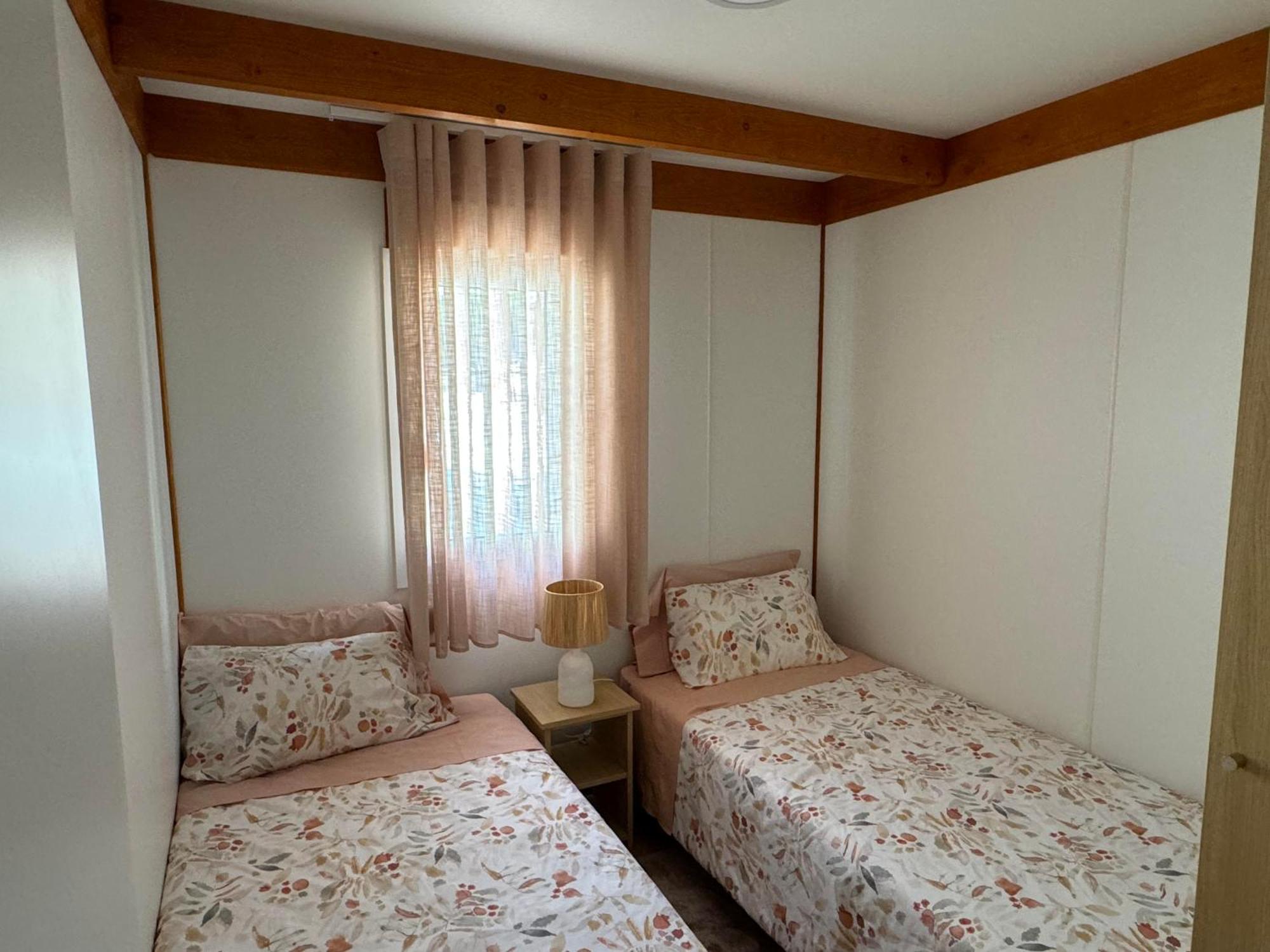 Acolhedora Casa De Ferias T2 Com Espaco Exterior อีสมอริซ ภายนอก รูปภาพ